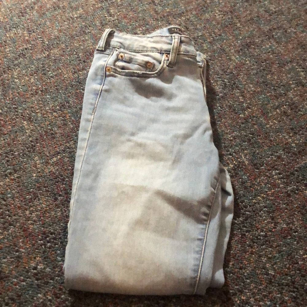 Aeropostale light washed jeans